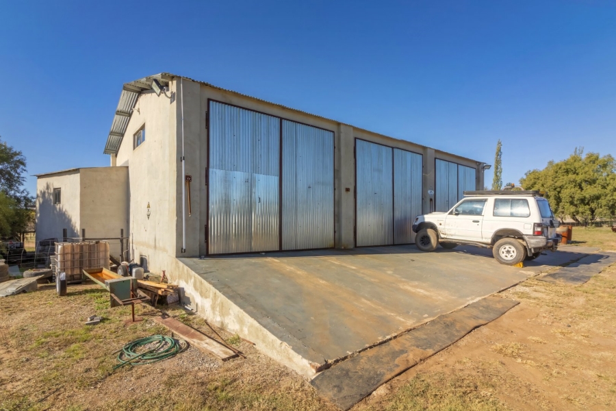 4 Bedroom Property for Sale in Kroonstad Rural Free State